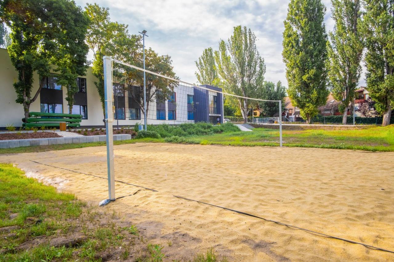 Ciszterci Rendezvenykoezpont Acomodação com café da manhã Balatonalmádi Exterior foto